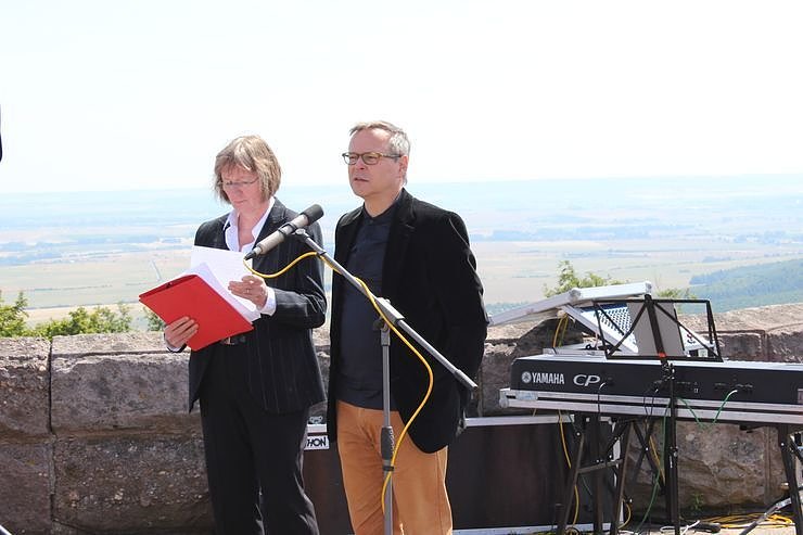 Kyffh&auml;userdenkmal &uuml;bergeben