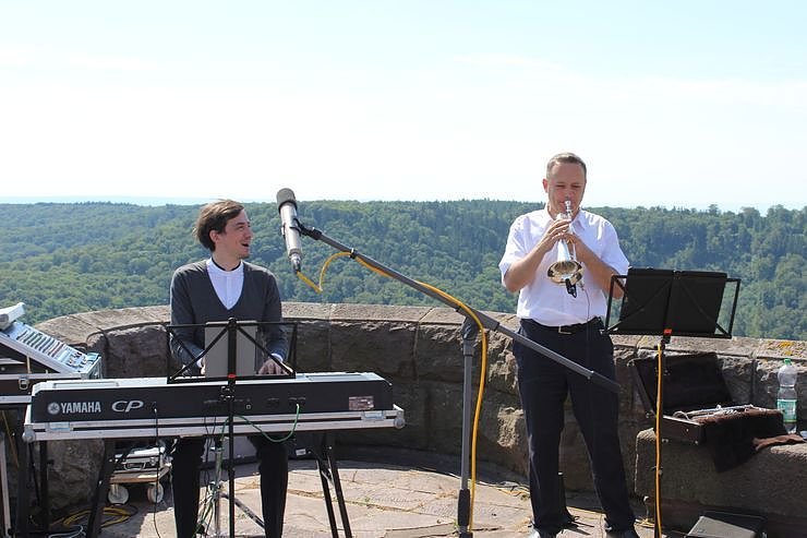 Kyffh&auml;userdenkmal &uuml;bergeben