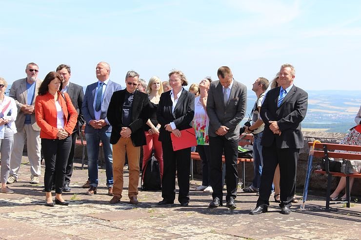 Kyffh&auml;userdenkmal &uuml;bergeben