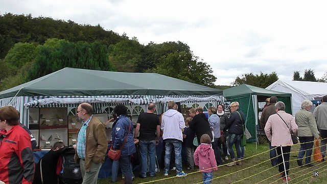 Erster Tag Bauernmarkt in Kallmerode
