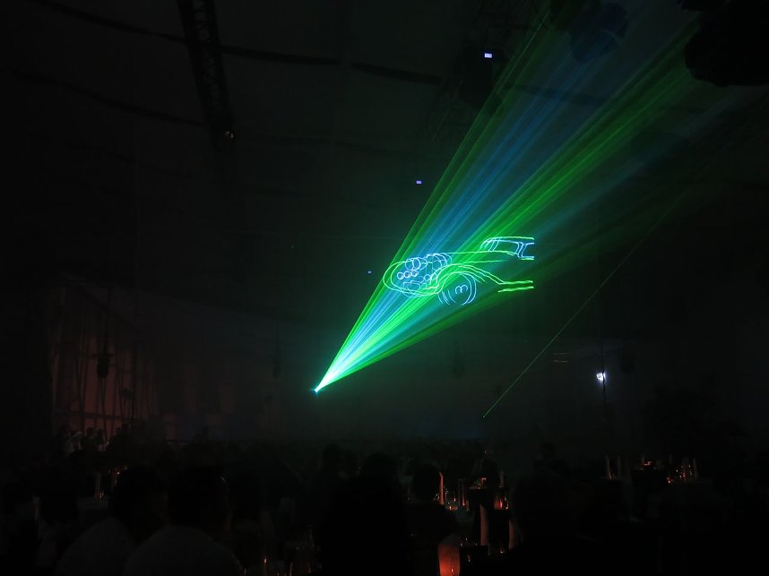 Premiere des S-Coup&eacute;