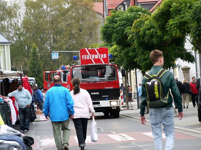 Feuerwehr&uuml;bung bei der Sparkasse