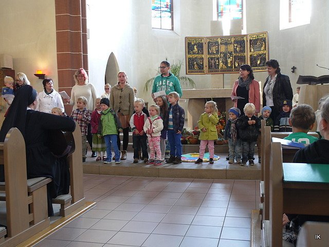 Erntedank-Familiengottesdienst in Beuren