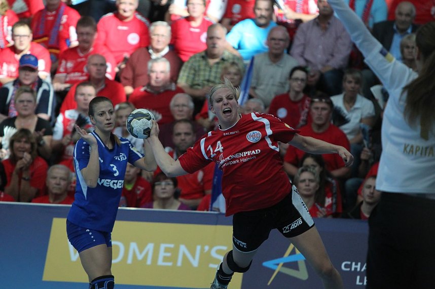 THC gewinnt erstes Champion League Spiel klar mit 33:20