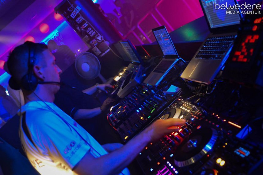 Party im Nordh&auml;user Sax