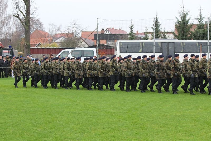 Neuer Lehrgang in Oberspier vereidigt