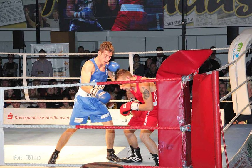 Boxnacht mit einem klaren Sie f&uuml;r den Nordh&auml;user Sportverein