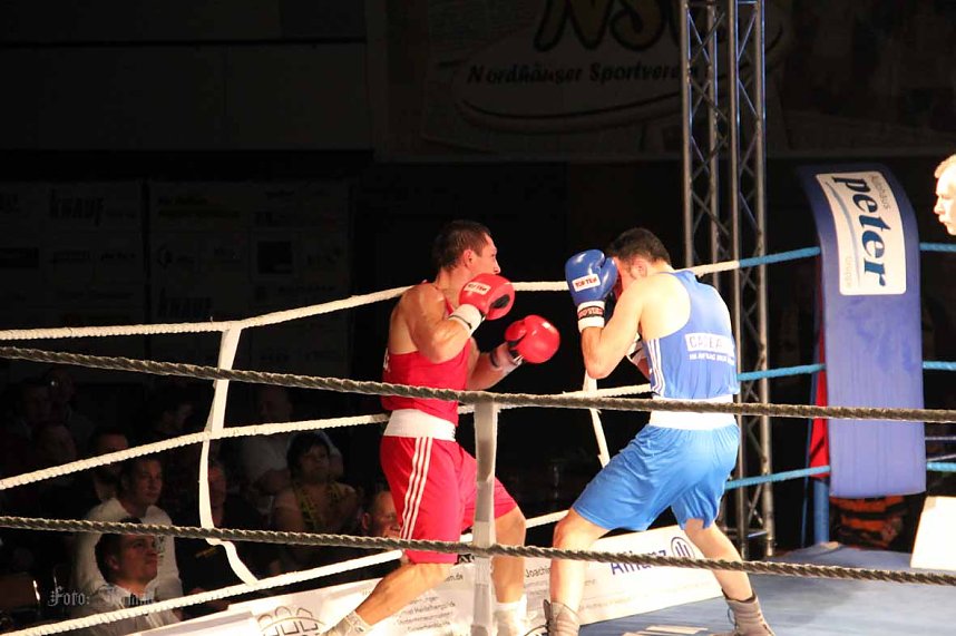Boxnacht mit einem klaren Sie f&uuml;r den Nordh&auml;user Sportverein