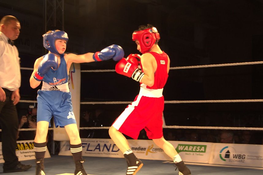 Boxnacht in der Ballspielhalle in Nordhausen