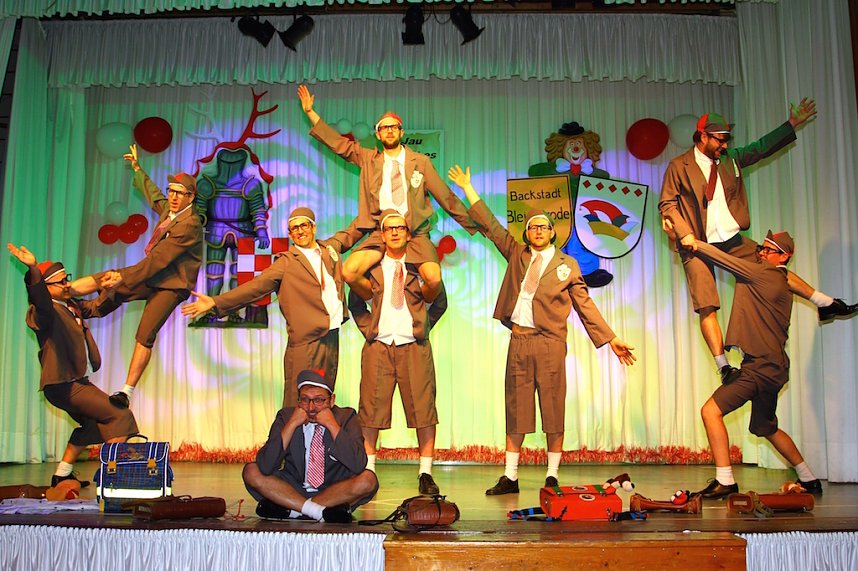 Zum 8. M&auml;nnerballettwettbewerb des BCC im Bleicher&ouml;der Kulturhaus sollte es zum Kopf an Kopf Tanzen kommen