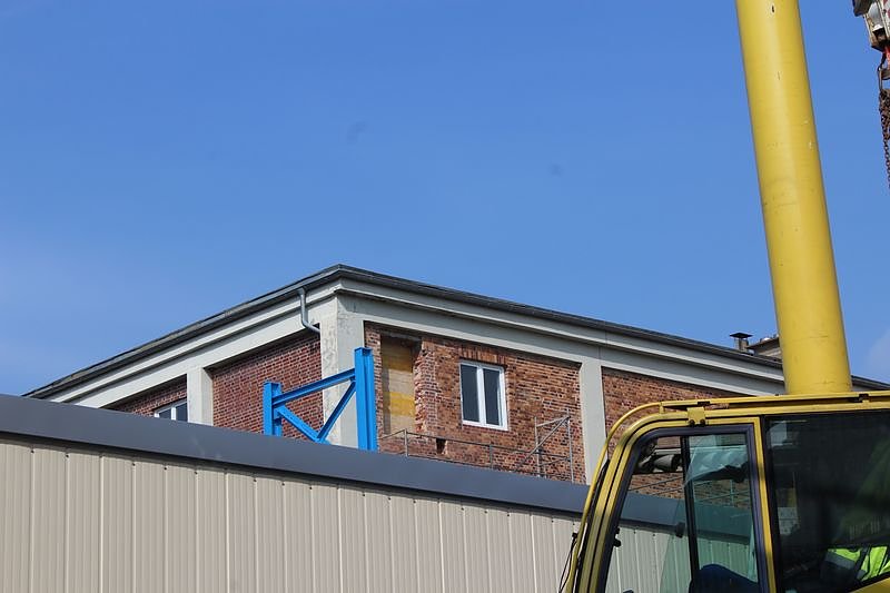 Neue Seilfahrtsbr&uuml;cke wird montiert