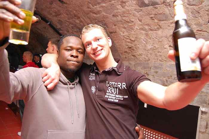 Think Orange Party im Grease