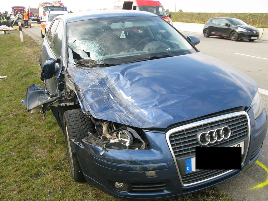 Wohnmobil komplett zerst&ouml;rt