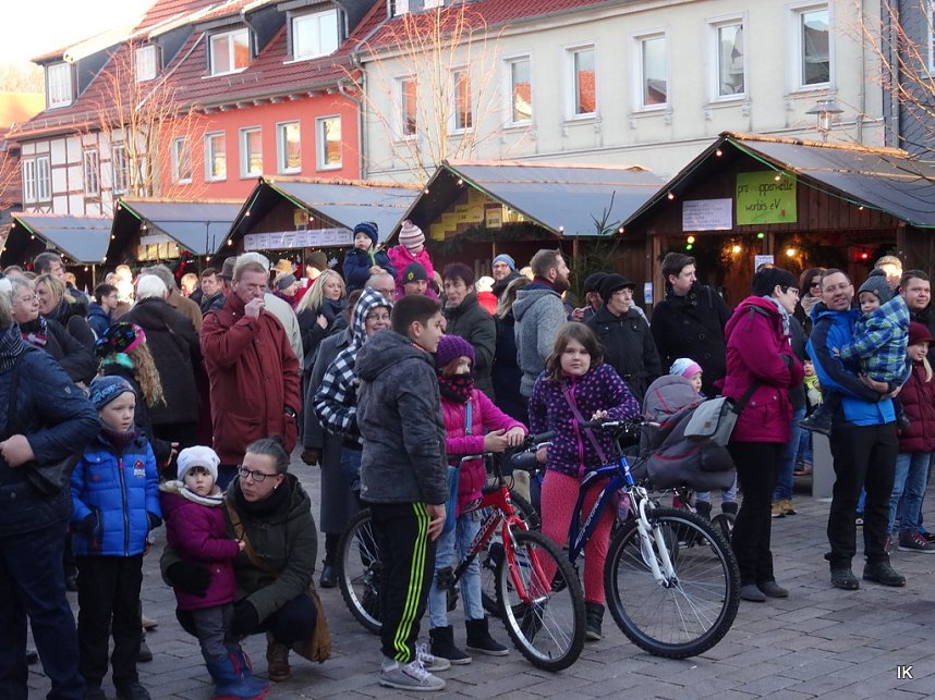 Warten auf die gef&uuml;llten Stiefel