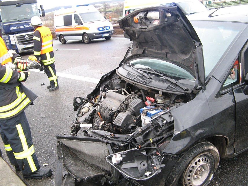 Schwerer Unfall auf der A38