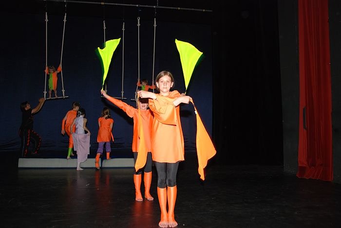 Lichterschein und Dunkelmumps im Theater