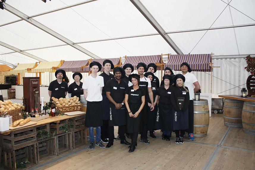 21. Fr&uuml;hlingsball im Autohaus Peter