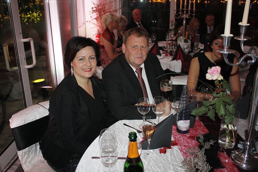 21. Fr&uuml;hlingsball im Autohaus Peter