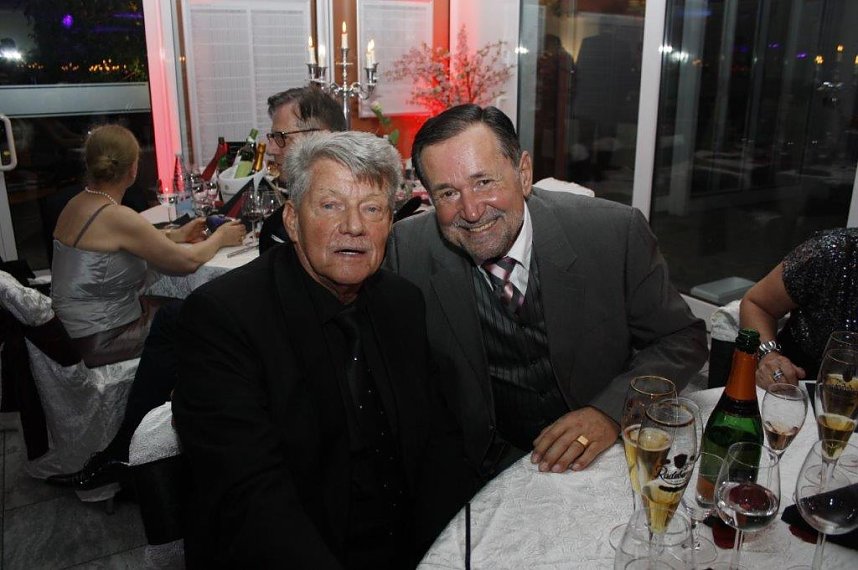 21. Fr&uuml;hlingsball im Autohaus Peter