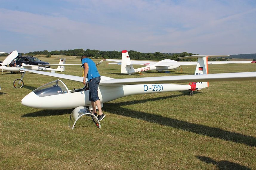 Segelflieger am Himmel Nordth&uuml;ringens