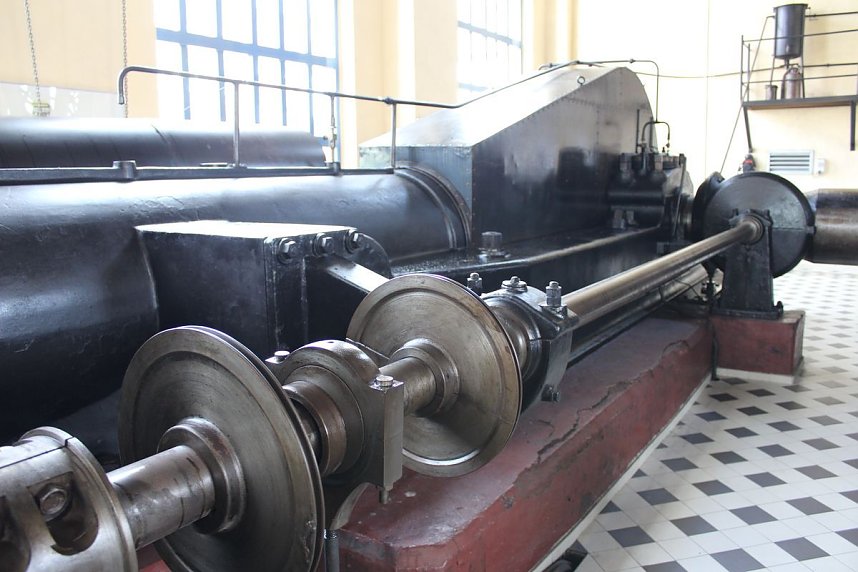 Bergbautechnologen beenden Ausbildung