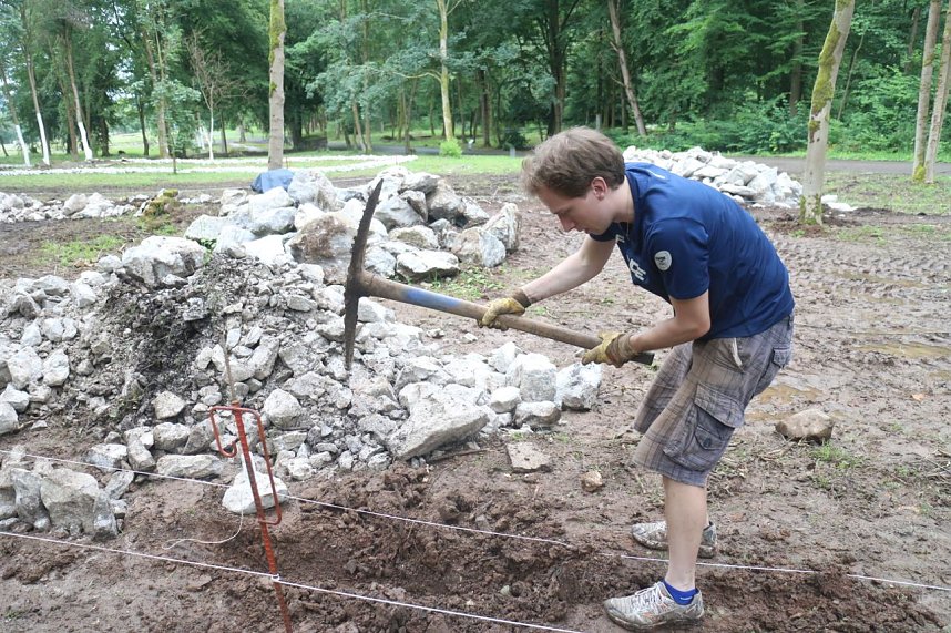 Geschichte sichtbar machen - International Summer Camp an der Gedenkst&auml;tte Mittelbau Dora