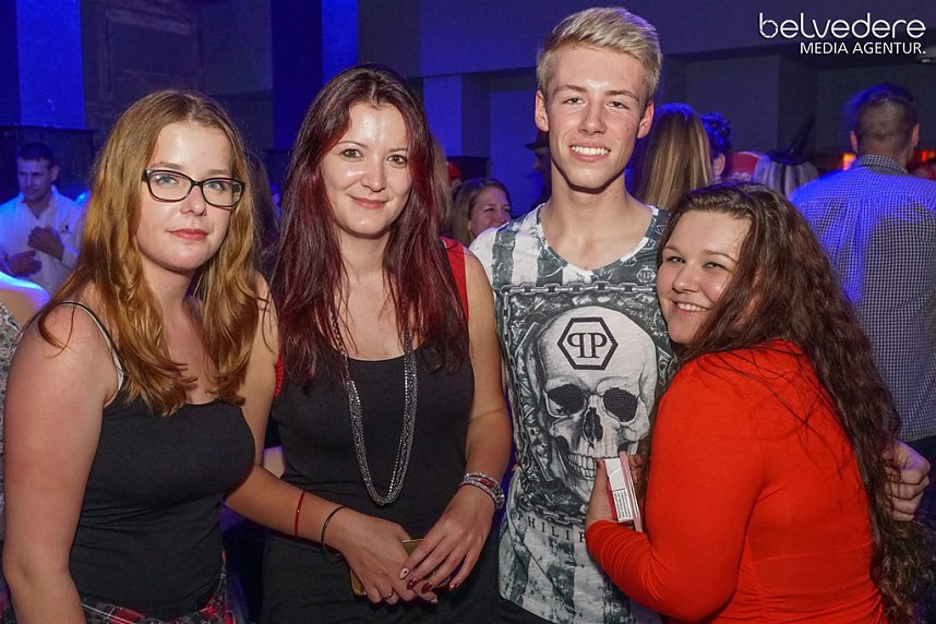Party im Jugendclubhaus in Nordhausen - der Samstag