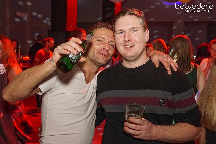 Party im Jugendclubhaus in Nordhausen - der Samstag