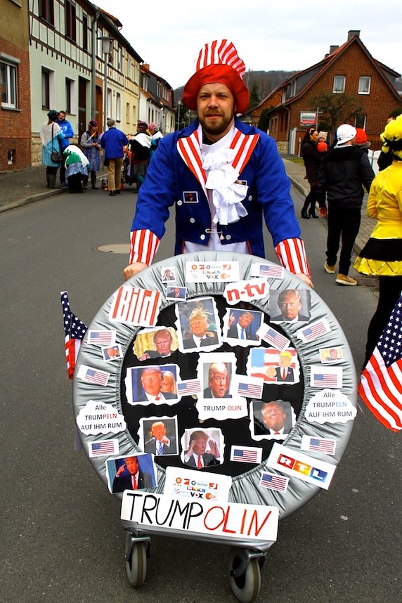 Stra&szlig;enumzug in Breitenworbis