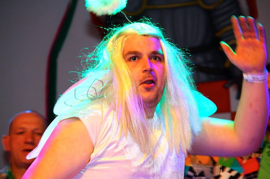 M&auml;nnerbeine und mehr auf Bleicher&ouml;der B&uuml;hne