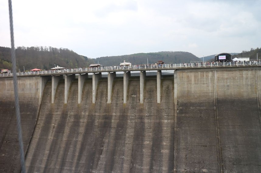 Titan RT - die l&auml;ngste Fu&szlig;g&auml;ngerh&auml;ngebr&uuml;cke der Welt wurde heute im Harz er&ouml;ffnet