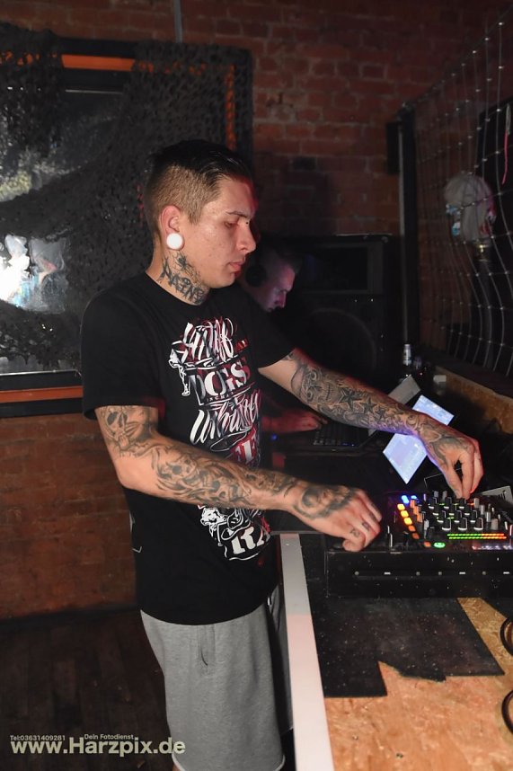 WE HATE HATERS  2017