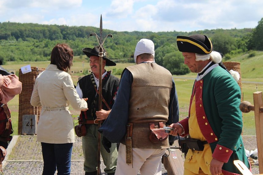 Gro&szlig;e Parade auf dem Dickkopf