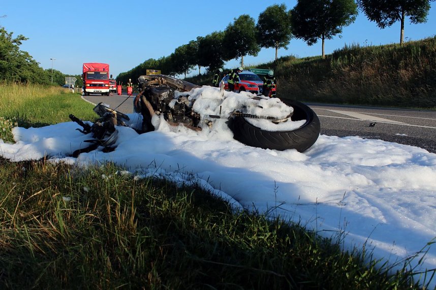 Motorradfahrer stirbt bei Unfall