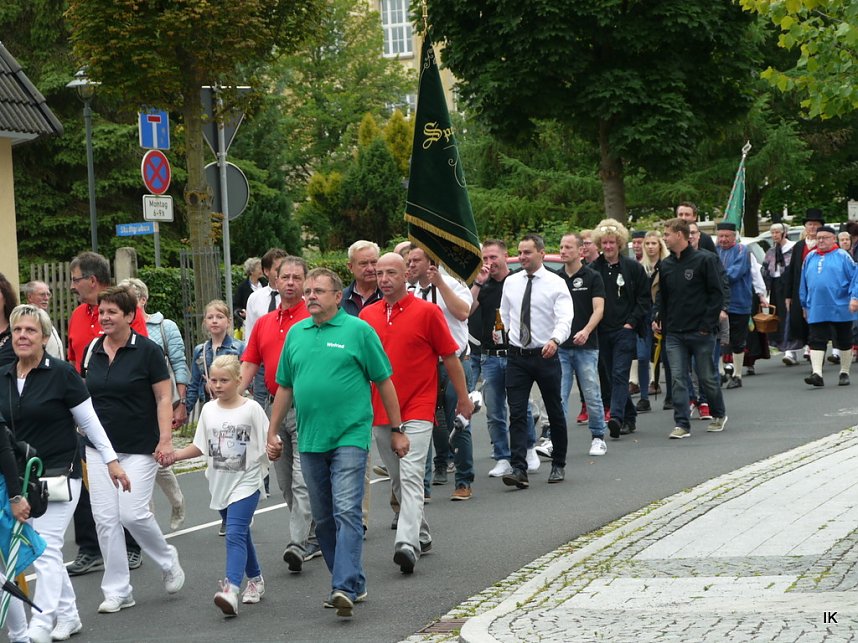 Sch&uuml;tzenumzug Dingelst&auml;dt