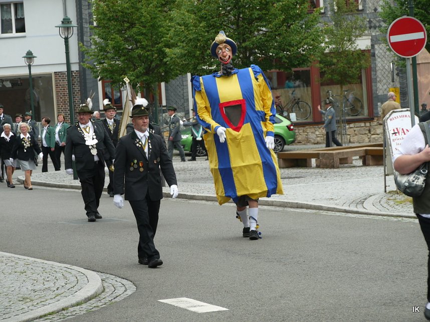 Sch&uuml;tzenumzug Dingelst&auml;dt