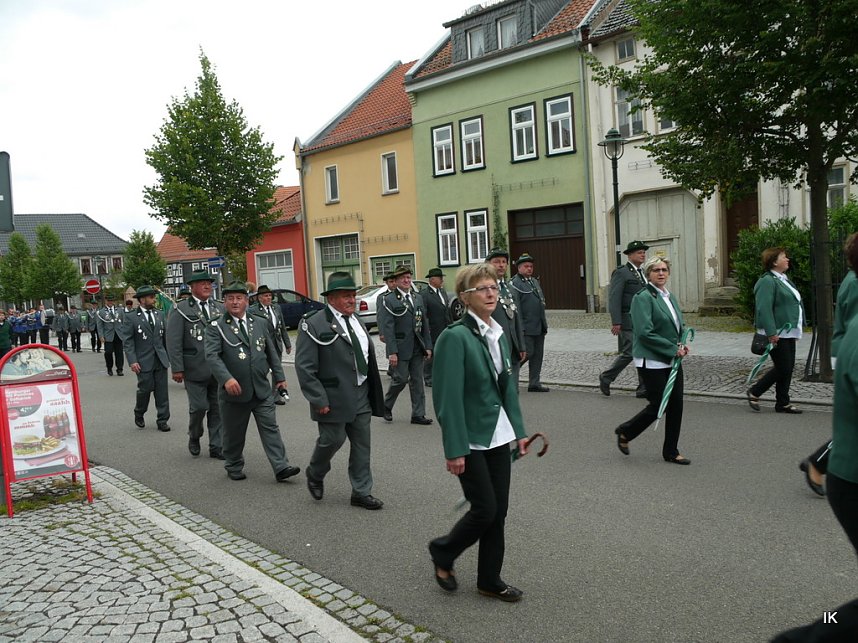 Sch&uuml;tzenumzug Dingelst&auml;dt