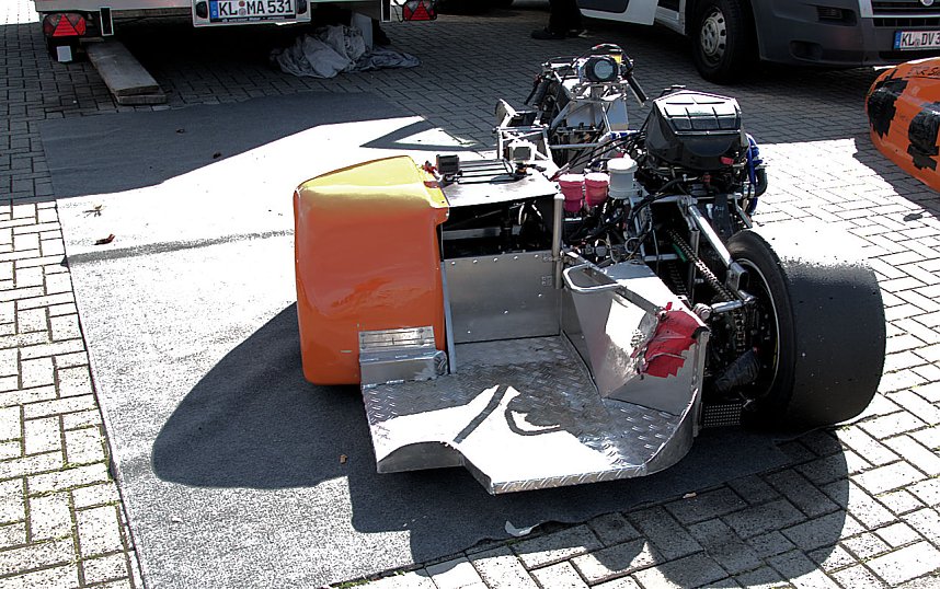 An der Piste und in der Stadt