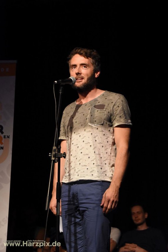 Poetry-Slam im Jugendclubhaus