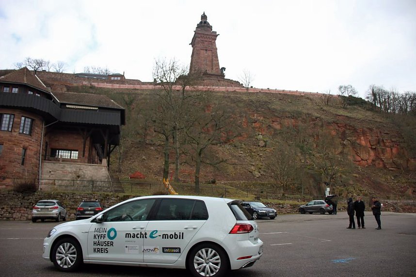 Mit Elektroantrieb zum Kyffh&auml;userdenkmal