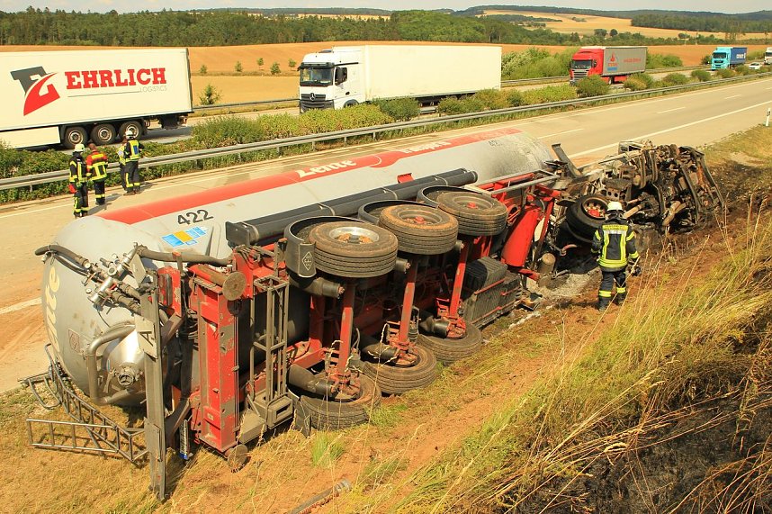 Ein Toter bei Unfall auf der A 38