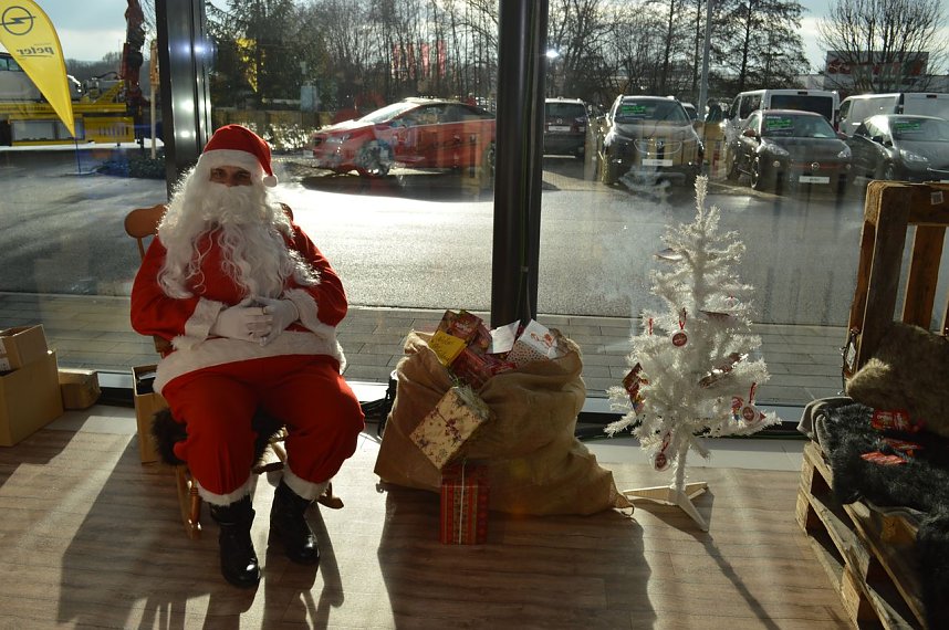 Neues Autohaus er&ouml;ffnet