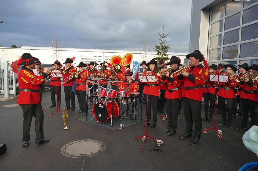 Neues Autohaus er&ouml;ffnet