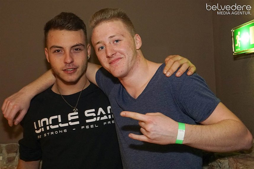 Party im Jugendclubhaus in Nordhausen - der Samstag