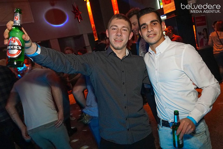 Party im Jugendclubhaus in Nordhausen - der Samstag