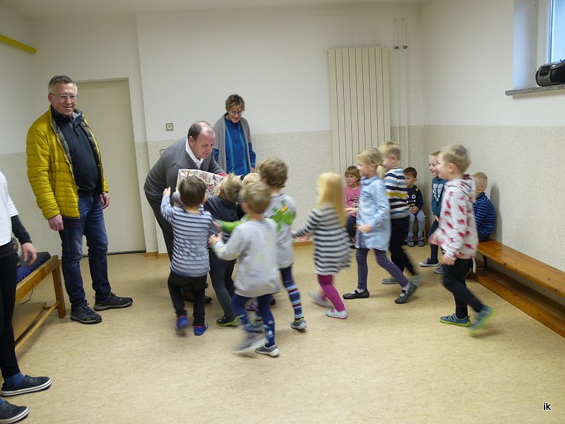 &Uuml;bergabe Sachspende