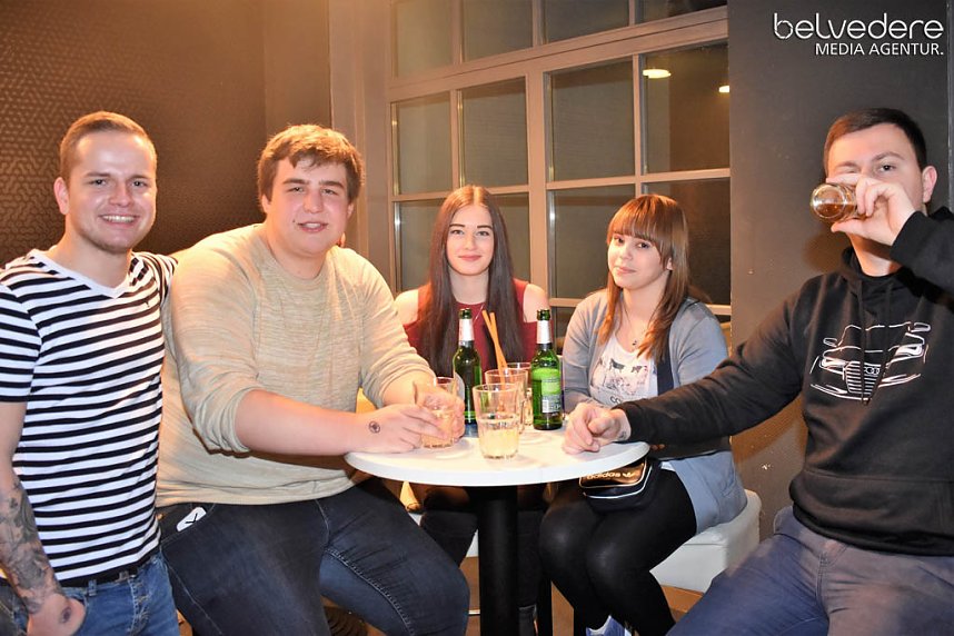 Party im Jugendclubhaus in Nordhausen - der Samstag