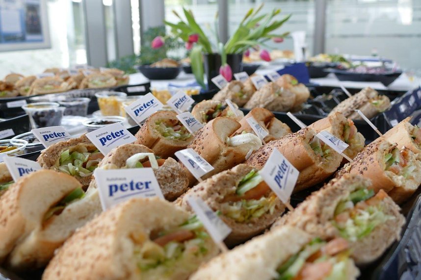 Autohaus Er&ouml;ffnung