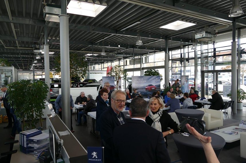 Autohaus Er&ouml;ffnung