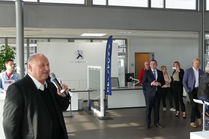 Autohaus Er&ouml;ffnung